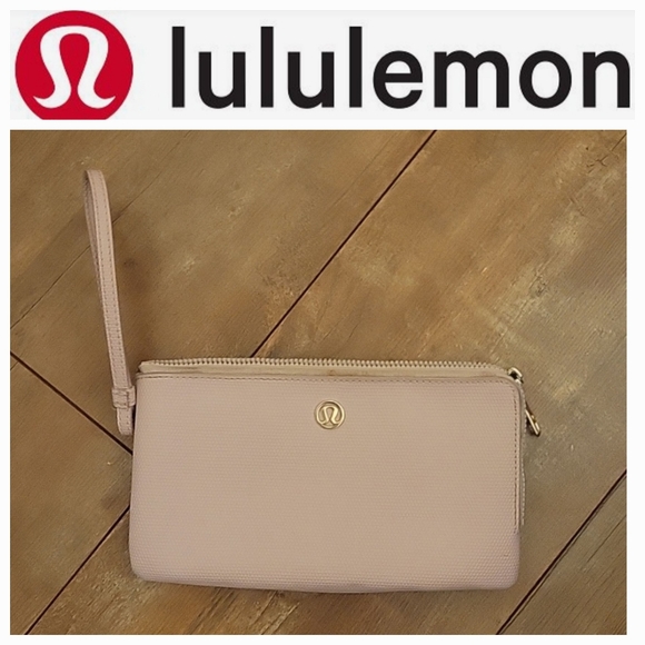 lululemon athletica Handbags - LULULEMON WRISTLET